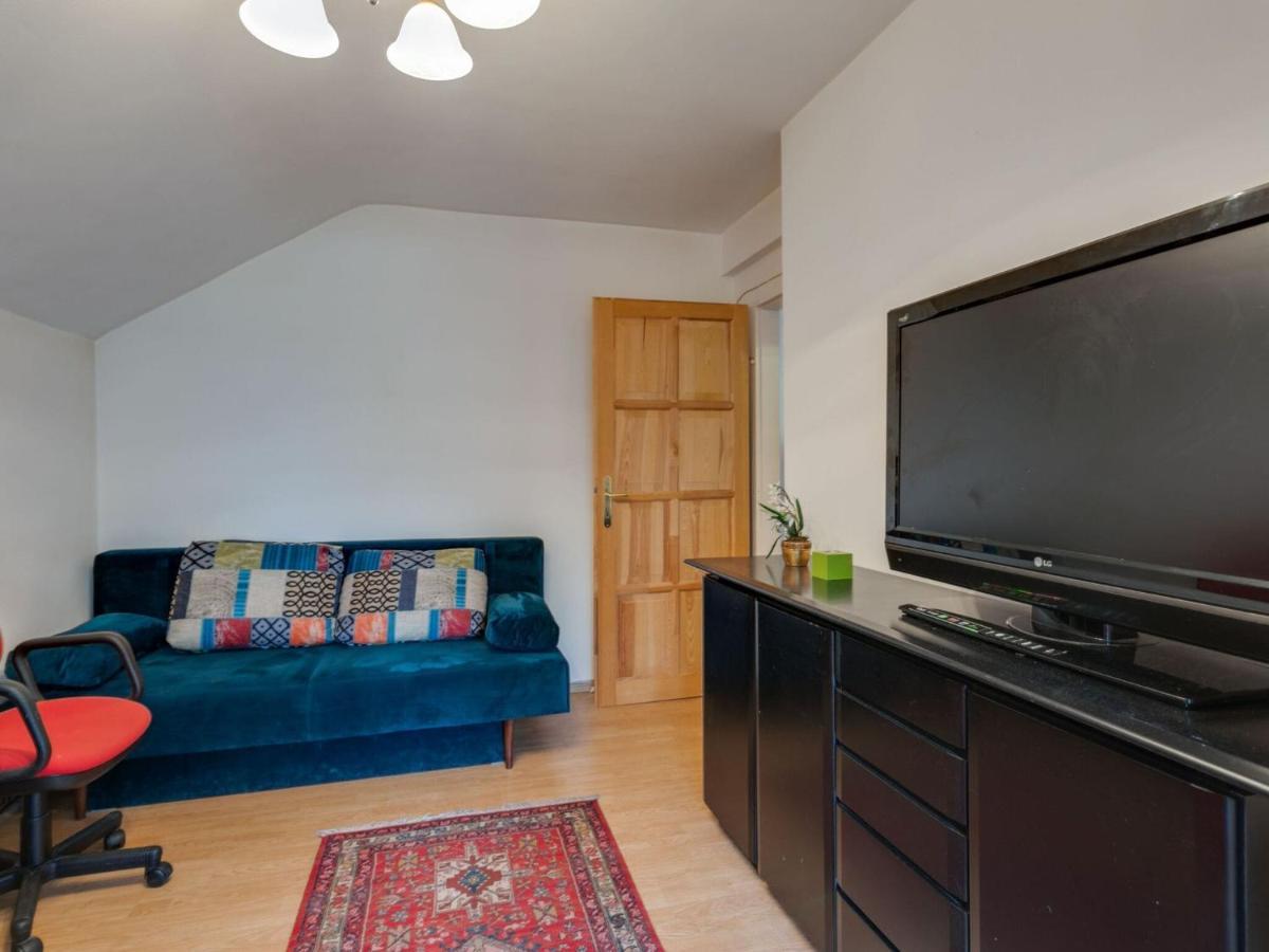 Lively Holiday Home In Wien With Private Garden 외부 사진